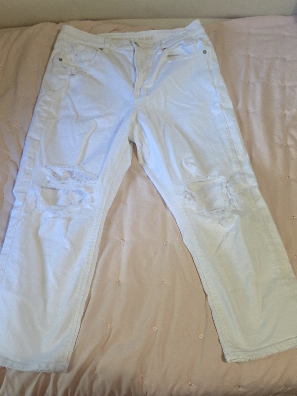 American Eagle Outfitters White Mom Straight Jeans
